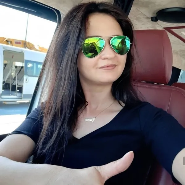 olumun-kiyisindan-donen-cirkin-kaptanin-mucize-hikayesi-turkiyenin-ilk-kadin-otobus-soforu-oldu-1661319738499.jpg Ölümün kıyısından dönen 'Çirkin Kaptan'ın mucize hikayesi: Türkiye'nin ilk kadın otobüs şoförü oldu-2
