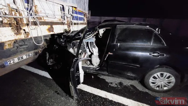 Tekirdağ'da feci kaza! Arkadan çarptığı kamyona saplanan otomobil metrelerce sürüklendi: Sürücü ağır yaralı - 2