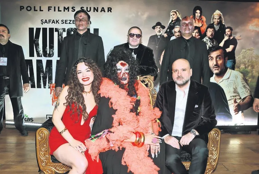 Komedi sinemada izlenir