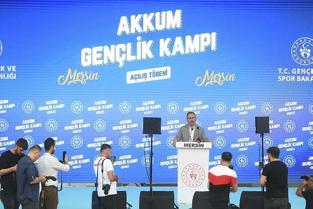genclik-ve-spor-bakani-mehmet-muharrem-kasapoglu-akkum-genclik-kampinin-acilis-torenine-katildi-1656443848727.jpeg