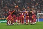 Aslan 15 ligdeki performanslarla oluşturulan tabloda da ilk sırada yer almayı başardı! Süper Lig'in lideri Galatasaray son 20 maç performansıyla çok büyük fark yarattı!