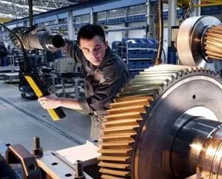 Sanayi üretimi yeni rekor kırdı