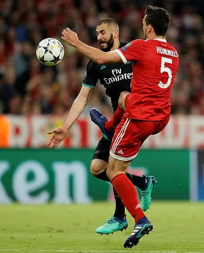 UEFA Şampiyonlar Ligi yarı final ilk maçında Real Madrid, Bayern Münih'i 2-1 mağlup etti-4