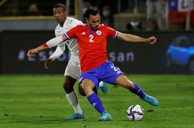 Galatasaray'da sol beke yeni hedef Gabriel Suazo