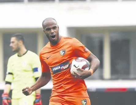 Denizlispor kupada 4 nala