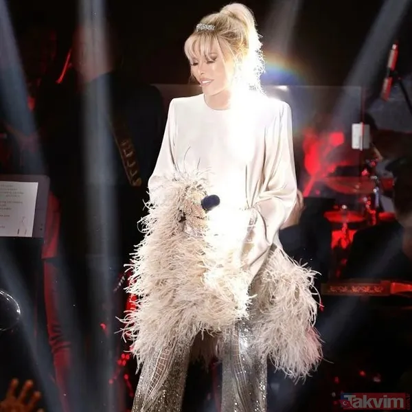 76’lık Süperstar’dan korkutan haber! Ajda Pekkan sevenlerini endişelendirdi! Tüm konserleri apar topar iptal edilip... - 11