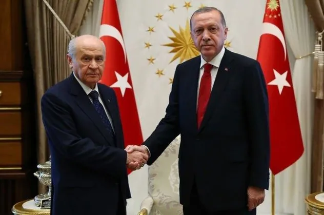 Bahçeli'den Erdoğan'a tebrik telefonu