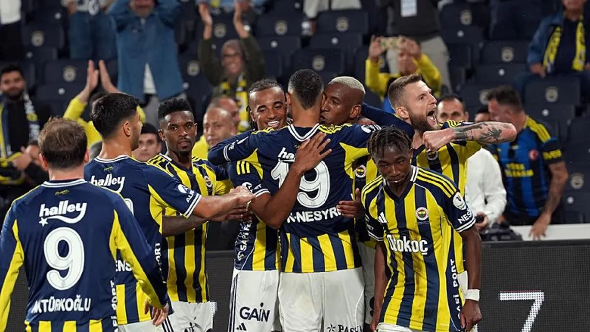 Spor yazarları Fenerbahçe - Antalyaspor maçını değerlendirdi!