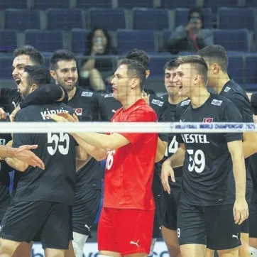 Filenin Efeleri çeyrek final aşkına