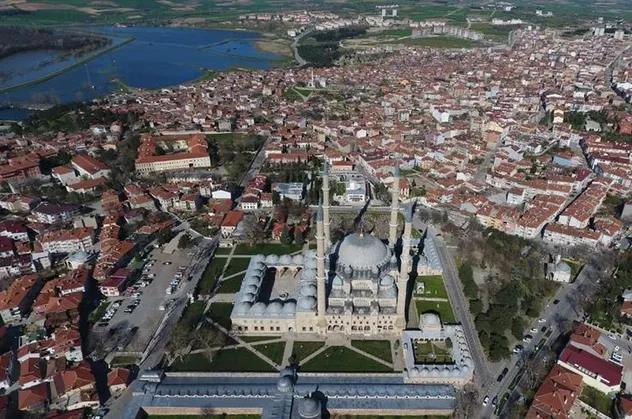 Edirne Uzunköprü'de 150 bin TL'ye icradan satılık daire