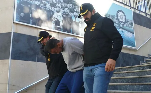 Fatih'te kan donduran olay! Eşini otel odasında tornavida ile öldürdü-4