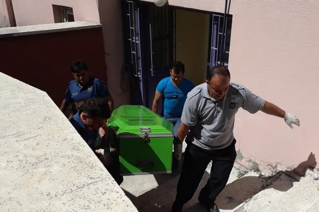 Adana'da aile içi dehşet! Ağabeyini öldürüp...