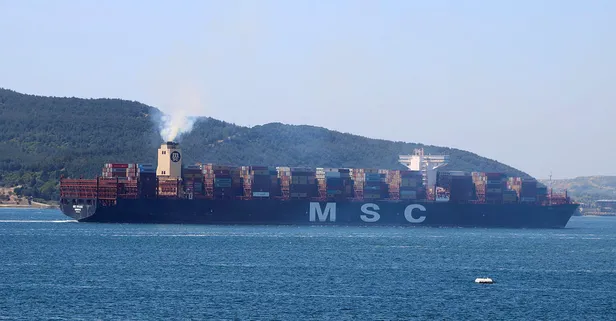 Çanakkale Boğazı 3 dev geminin geçişi nedeniyle tek yönlü trafiğe kapatıldı