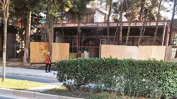 CHP’nin İstanbul adayı Ekrem İmamoğlu’nun son skandalı! Beylikdüzü’nde ses bombası atılan bir mekâna alkol ruhsatı verdi