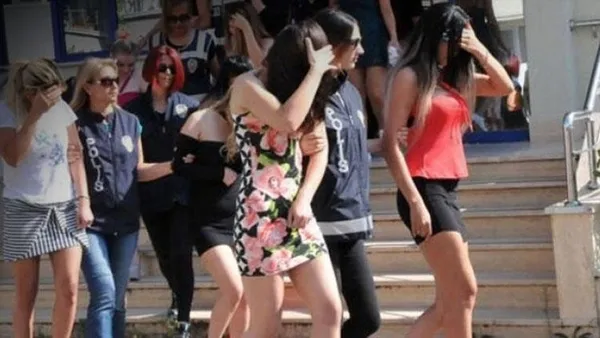 diyarbakir-emniyetinden-fuhus-operasyonu-16-kisiye-20-bin-lira-ceza-1642578993417.jpg Diyarbakır Emniyetinden fuhuş operasyonu! 16 kişiye 20 bin lira ceza-3