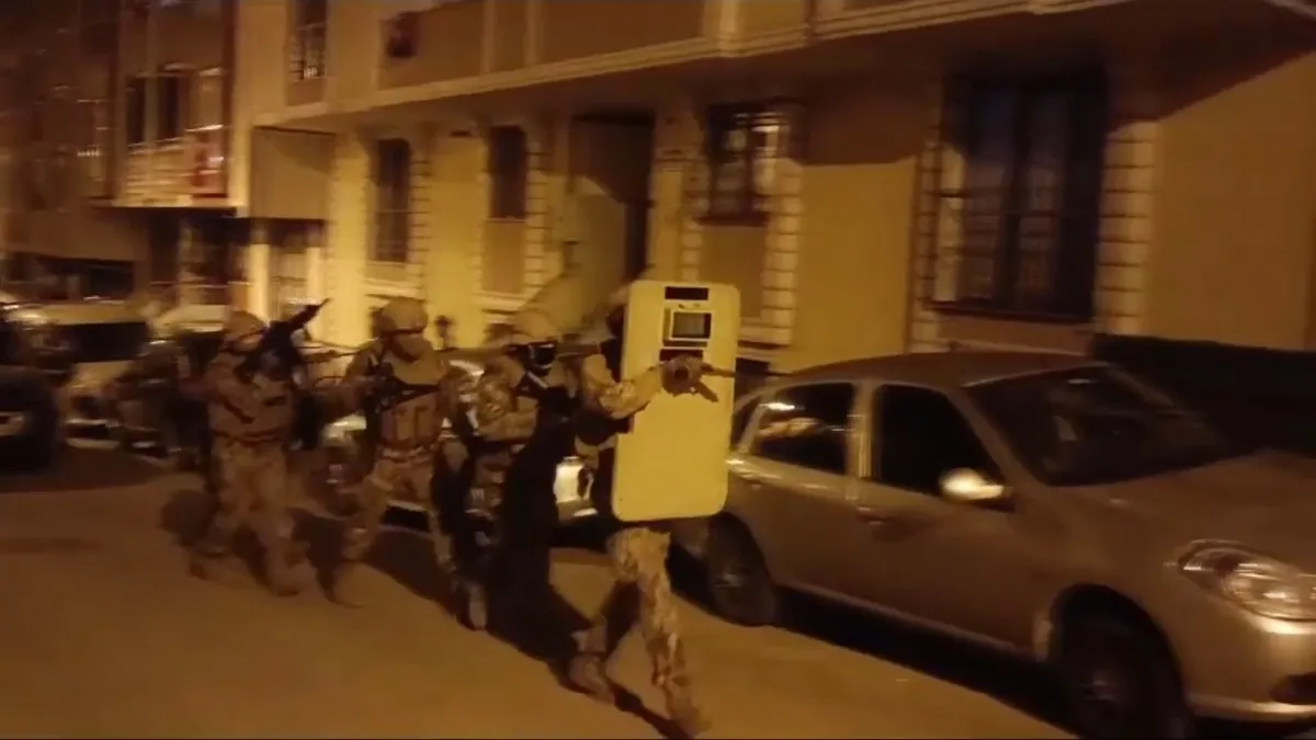 İstanbul'da DEAŞ operasyonu: 33 şüpheli yakalandı