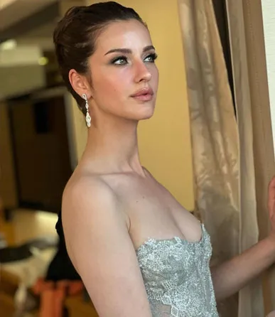 sen-anlat-karadenizin-nefesi-70-kilodan-53e-dusmus-irem-helvacioglu-6-ayda-igne-iplige-donustu-pesketaryen-diy-1706106135718.jpg İrem Helvacıoğlu 6 ayda eridi! "Sadece pesketaryen diyetiyle..." Sen Anlat Karadeniz'in Nefes'i 70 kilodan 53'e bu yöntemle düştü!-4