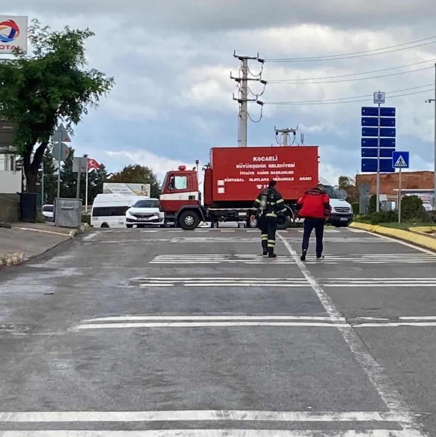 Kargo paketinde kimyasal paniği