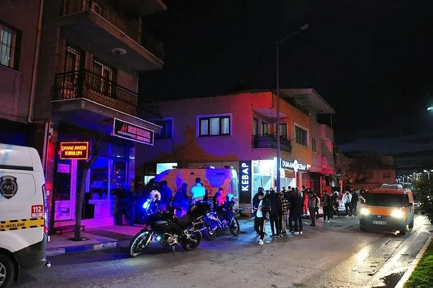 Manisa' kan donduran olay! Annesinin boğazını kesen madde bağımlısı genç çatıdan atladı-2
