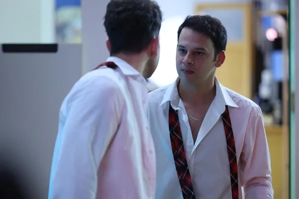 kardeslerim-100-bolumuyle-dalya-diyor-1697191345550.jpg Kardeşlerim 100. bölümüyle “dalya” diyor!-2
