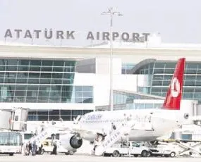 İstanbul’dan 4 ayda 32 milyon kişi uçtu