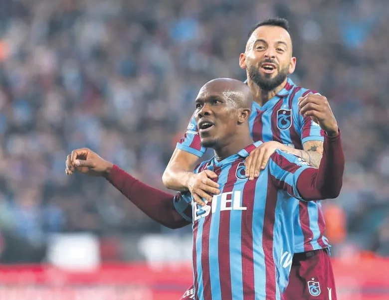 Nwakaeme gözünü kararttı!