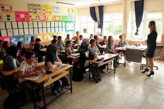 meb-2026-il-disi-atama-takvimi-aciklandi-basvurular-14-mayista-1778585238226.jpg MEB 2026 il dışı atama takvimi açıklandı: Başvurular 14 Mayıs'ta-3