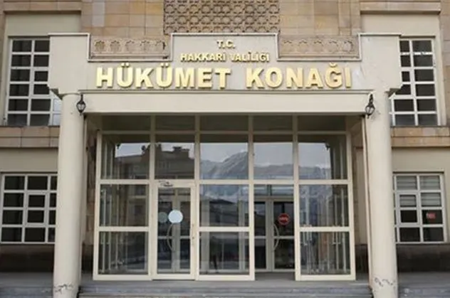 Son dakika: Hakkari Valiliği "askerlerin koronavirüse yakalandığı" iddialarını yalanladı
