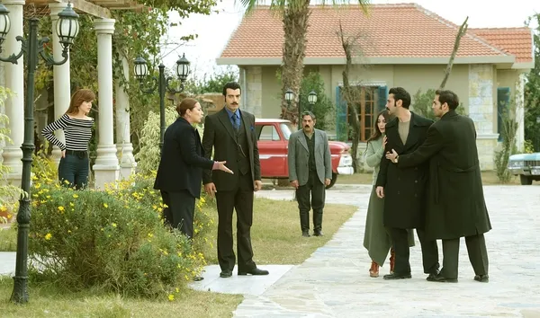 Bir Zamanlar Çukurova 54. fragmanı: Demir Yaman, Fekeli'nin oğlu mu? Yeni bölümde şok gelişmeler-1