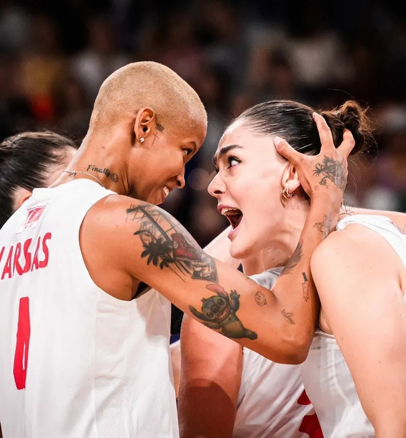 melissa-vargastan-zehra-gunese-sok-hamle-sosyal-medyada-sildi-1775311424067.jpg Melissa Vargas'tan Zehra Güneş'e şok hamle! Sosyal medyada sildi-3