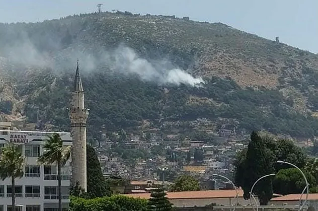 Hatay'da orman yangını! 1 hektarlık alan zarar gördü