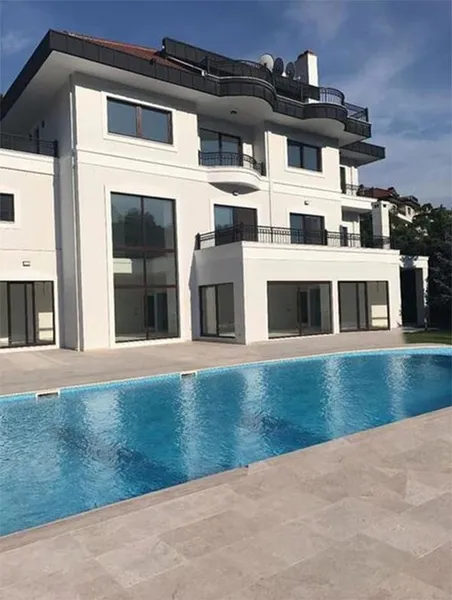 Okan Kurt'tan boşanan Demet Akalın kendine yeni ev bakıyor-4