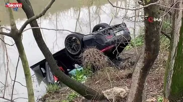 Dereye uçan otomobilin sürücüsü hayatını kaybetti