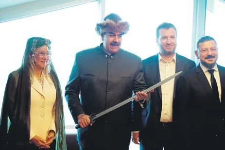 baskan-erdogan-isvece-yine-ayari-verdi-isvec-pkkypglilerin-cirit-attigi-bir-ulke-konumunda-1654726159753.jpeg Başkan Erdoğan İsveç'e yine ayarı verdi: İsveç PKK/YPG’lilerin cirit attığı bir ülke konumunda-4