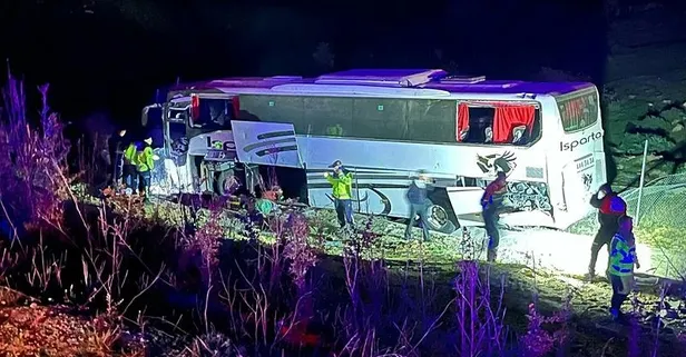 Aydın'da gece yarısı otobüs bariyere çarptı! Camdan fırlayan yolcu hayatını kaybetti