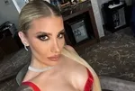 İrem Derici nişanlısı Melih Kunukçu'yu sildi: "İrem kendine döndü, 2026'nın içinden geçecek"