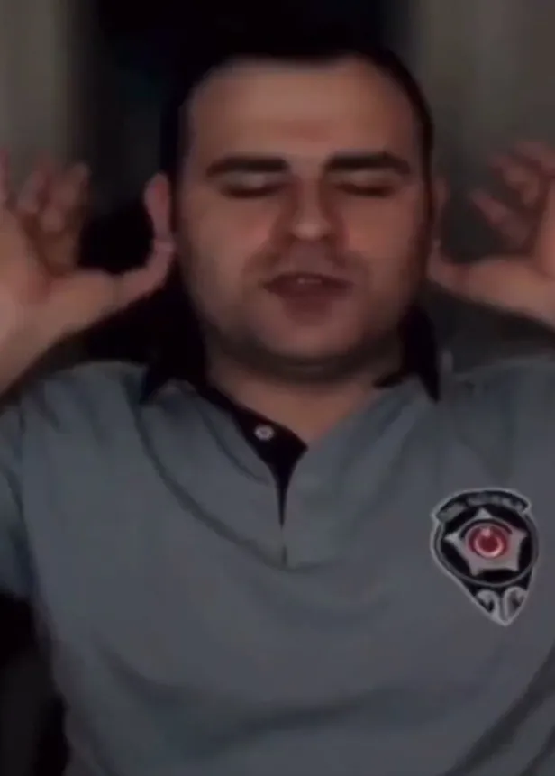 bassavcilik-harekete-gecti-namazla-dalga-gecen-guvenlik-gorevlisine-sorusturma-1688814626948.jpg Sosyal medyadaki "namaz kılma" videosu nedeniyle gözaltına alınan güvenlik görevlisi serbest bırakıldı-2