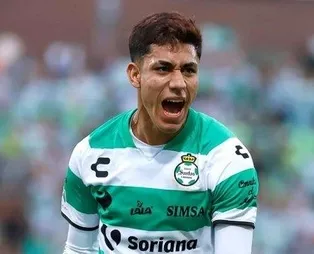 Galatasaray Meksikalı sol bek Campos için pazarlıklarını sürdürüyor