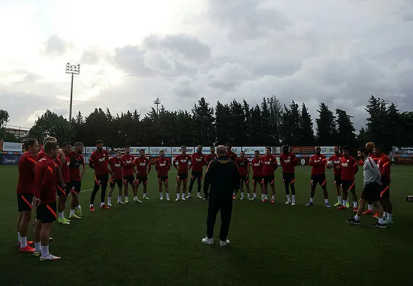 1631264947894.jpg Galatasaray'da 34 yıl sonra bir ilk-5
