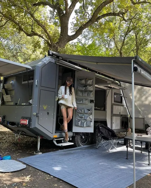 konut-fiyatlarindaki-artislar-nedeniyle-tiny-houselara-talep-artti-araba-fiyatina-sahip-oluna-biliniyor-1652040168083.jpeg Konut fiyatlarındaki artışlar nedeniyle ‘tiny house’lara talep arttı!-4