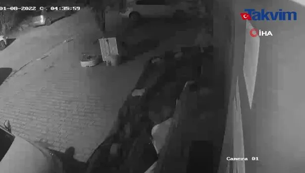 Evlere dadanan 4 kişilik hırsızlık çetesi çökertildi