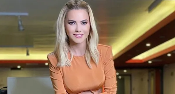 1586319307781.jpg Ece Erken'den ev sahibine kira isyanı! "Bu paraya villada otururdum"-3