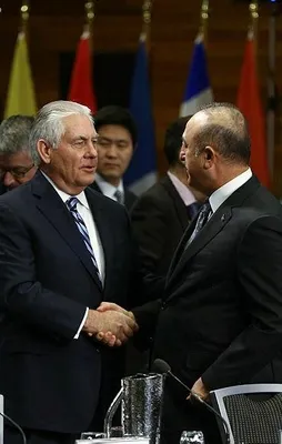 Çavuşoğlu Paris'te Tillerson'la görüştü