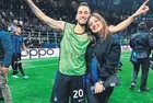 Yıldız futbolcu Hakan Çalhanoğlu kafaları karıştırdı! Sosyal medya hesabından baldızının fotoğrafını paylaşınca...