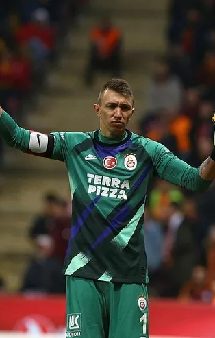 Muslera'ya yapılacak yeni sözleşmeye 'corona' ayarı