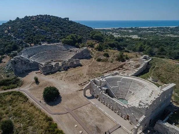 Patara'da kazı kavgası: Kepçe operatörü küfretti, profesör tokat attı!-5