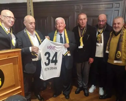 İstanbul’da 99. yıl coşkusu