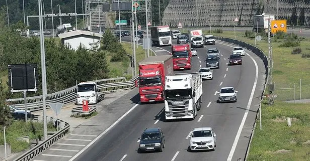 Tatil yolculuğu erken başladı! Bolu Dağı Tüneli mevkisinde trafik yoğunluğu oluştu