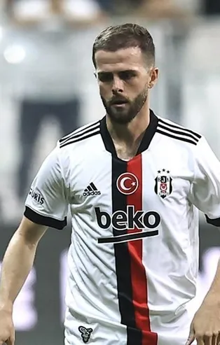 Beşiktaş'a Pjanic şoku!