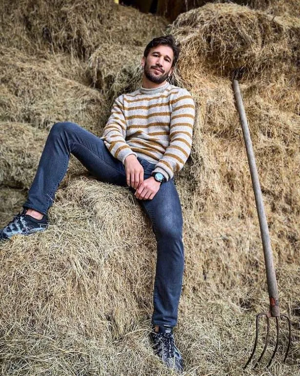 survivor-adem-kilicci-nisanlisi-kim-survivor-adem-kimdir-nereli-kac-yasinda-nil-senver-kimdir-kac-yasinda-ve-m-1656621443222.jpg SURVİVOR ADEM KILIÇCI NİŞANLISI KİM? Survivor Adem kimdir, nereli, kaç yaşında? Nil Şenver kimdir, kaç yaşında ve mesleği ne?-3